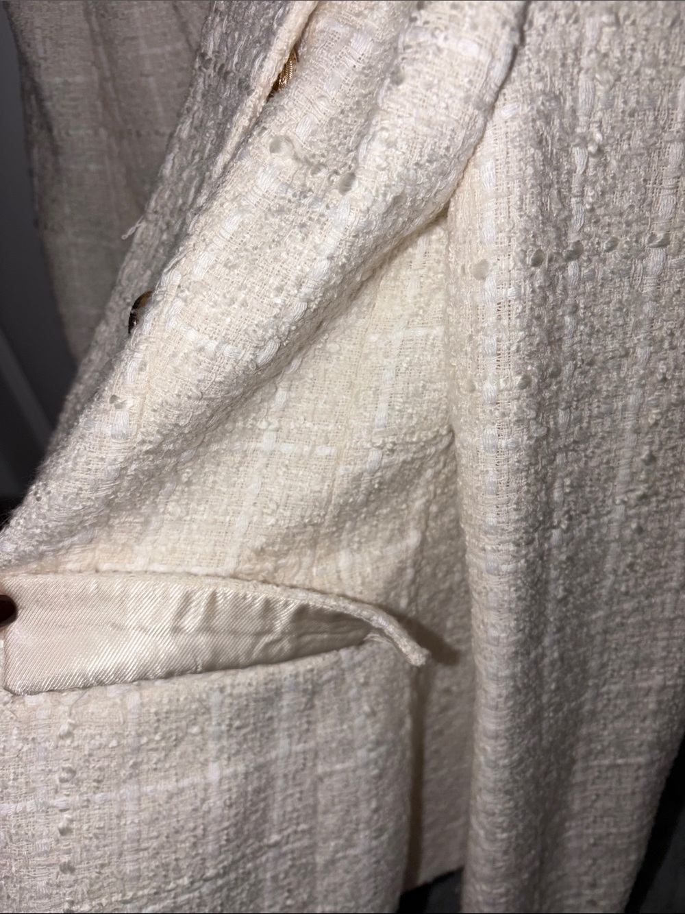 Zara Cream Bouclé Double-Breasted Blazer with Gold Buttons - Picture 5 of 11